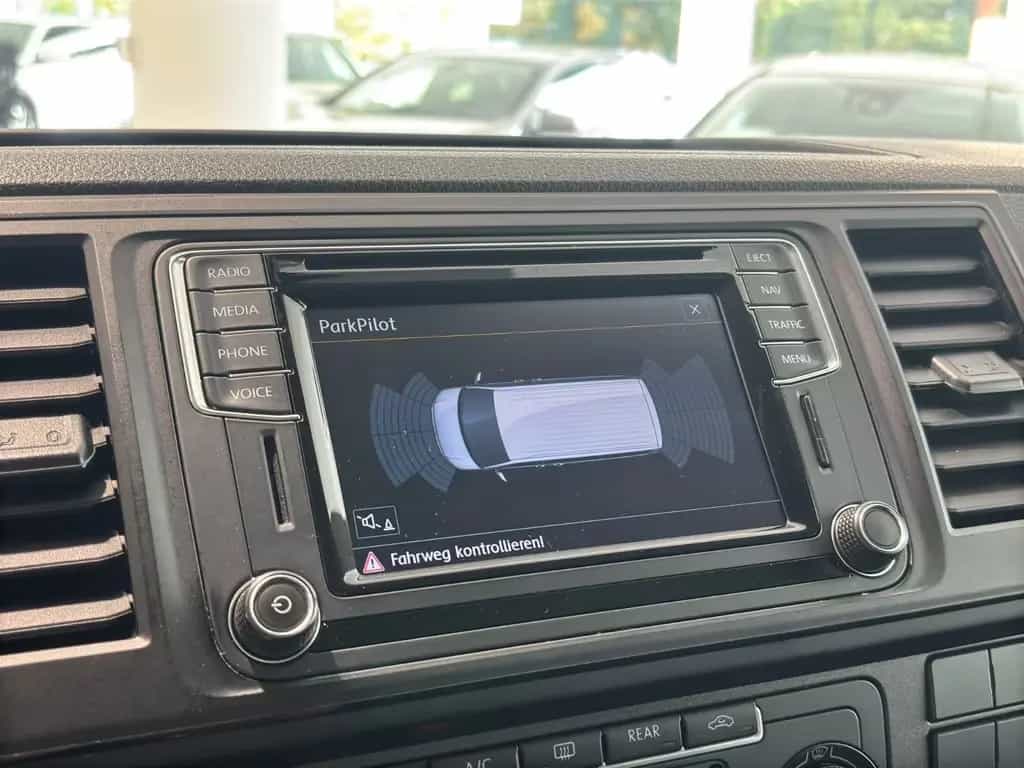 Volkswagen Transporter Multivan 2.HD 7-SITZER LED PARK NAVI TEMP GJR 03/2017-photo-17