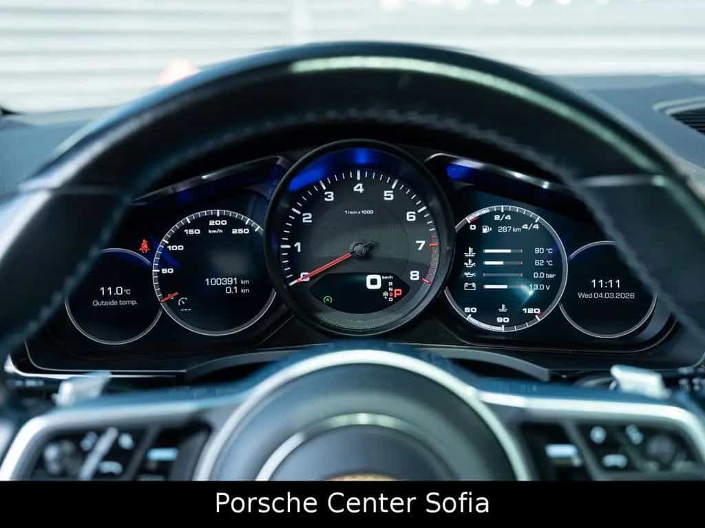 Porsche Cayenne 06/2020-photo-12