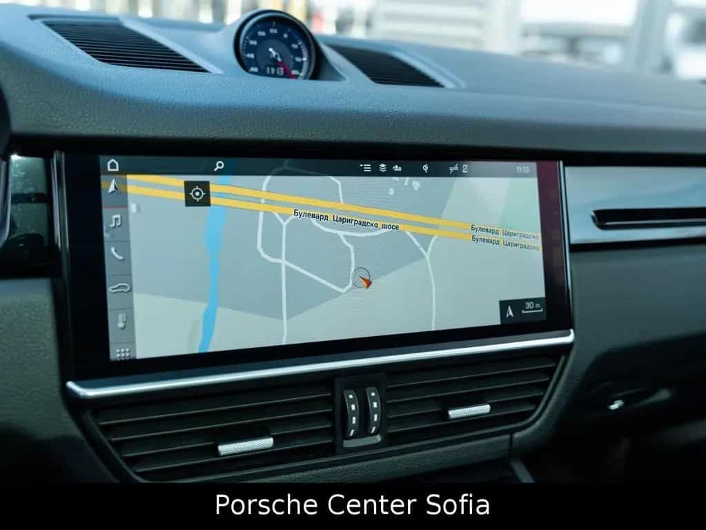 Porsche Cayenne 06/2020-photo-19
