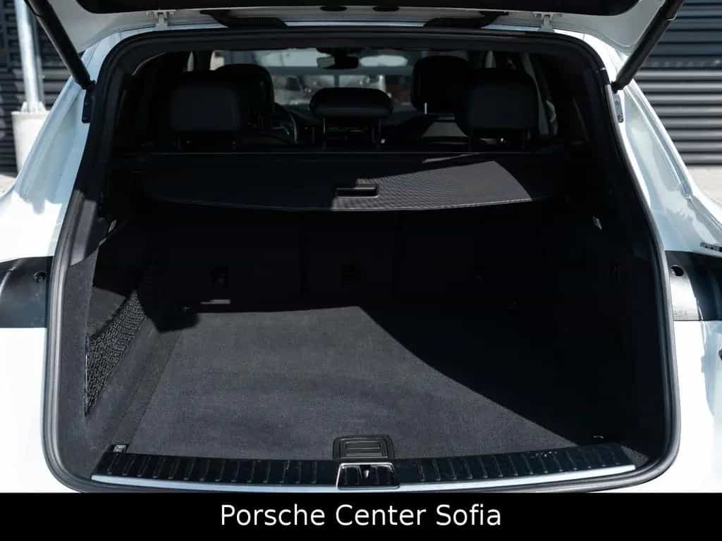 Porsche Cayenne 06/2020-photo-34