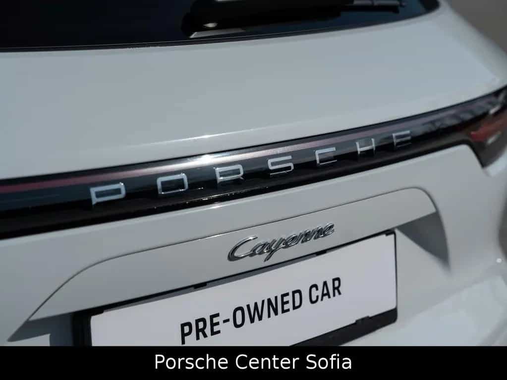 Porsche Cayenne 06/2020-photo-35