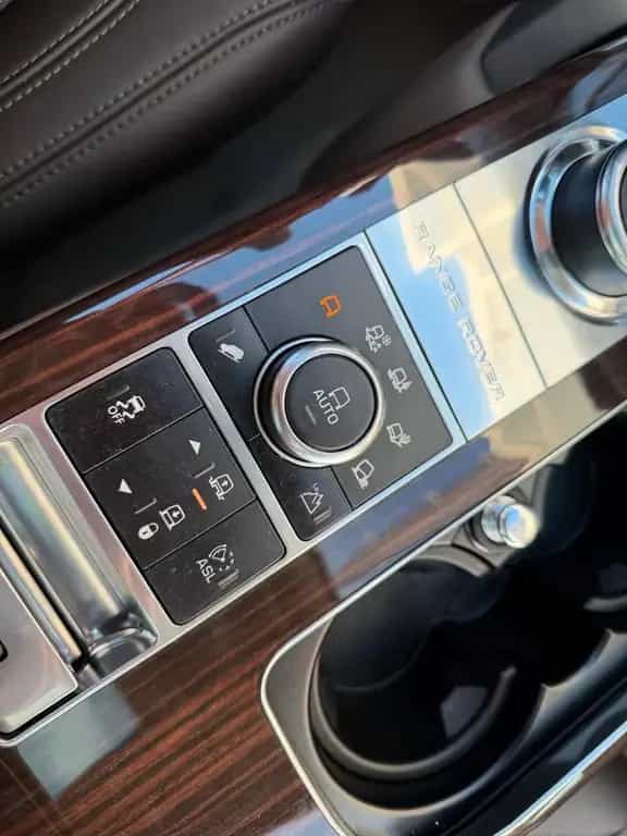 Land Rover Range Rover Vogue 4.4 SDV8 AUTOBIOGRAPHY.SERVICE 02/2015-photo-17