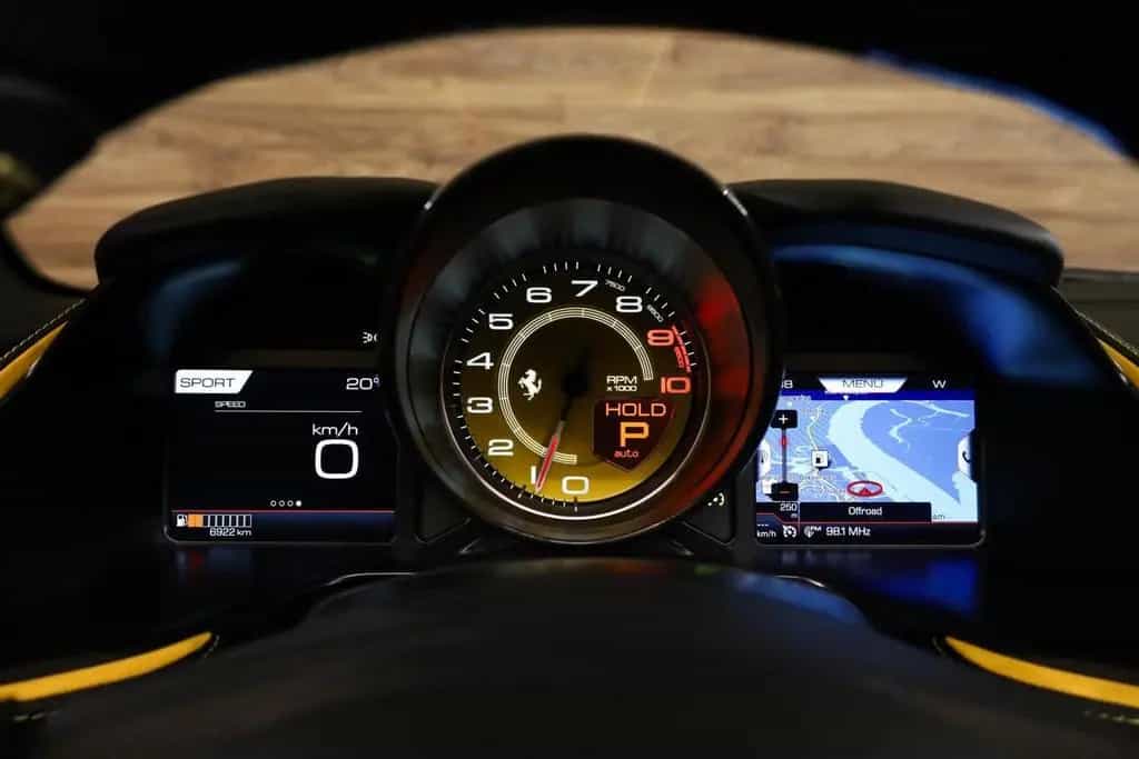 Ferrari 812 GTS 6.5 V12 HELE|Lift|Carbon Velgen|Painted 02/2021-photo-35