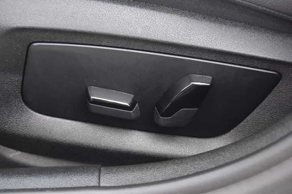 BMW 520 d Touring Steptronic/Navi/Leder/LED 06/2022-photo-11