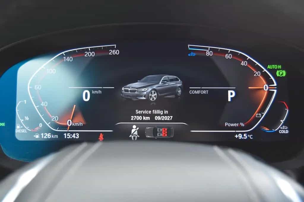 BMW 520 d Touring Steptronic/Navi/Leder/LED 06/2022-photo-4