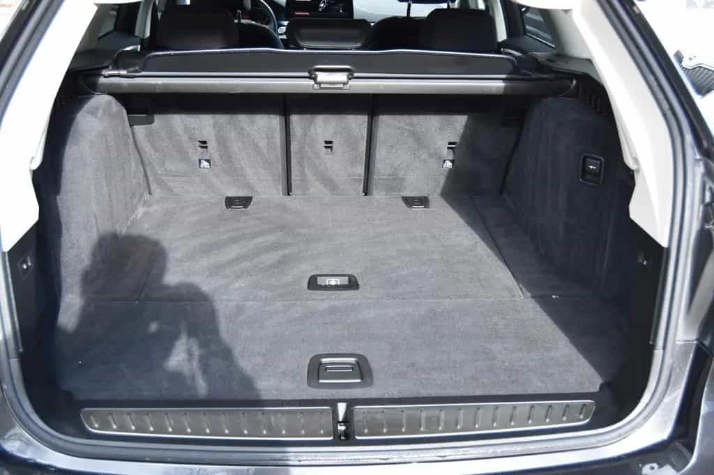 BMW 520 d Touring Steptronic/Navi/Leder/LED 06/2022-photo-8