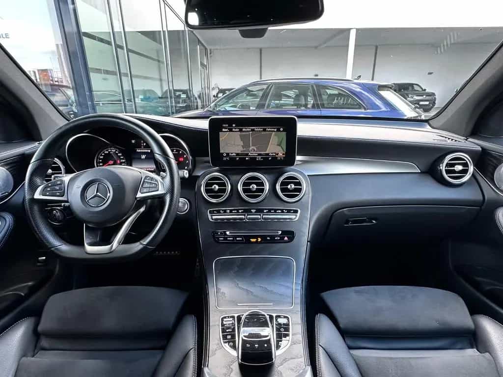 Mercedes-Benz GLC 300 4Matic AMG Line | Airmatic | Burmester 08/2018-photo-13