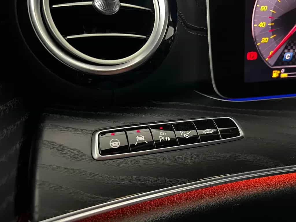 Mercedes-Benz E 53 AMG 4Matic+ /  TOP AUSTATT. / 457 PS / 4x4 08/2018-photo-27