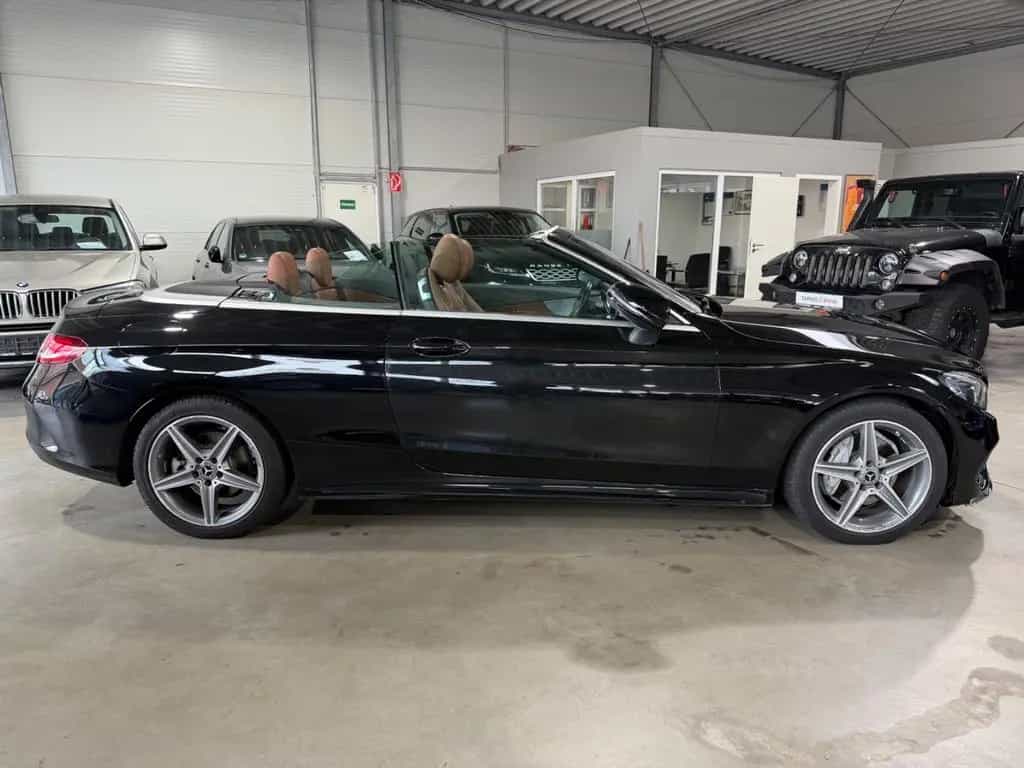 Mercedes-Benz C-Class 180 Cabrio AMG Line|Leder|Navi|Kamera|Airscarf 01/2018-photo-5