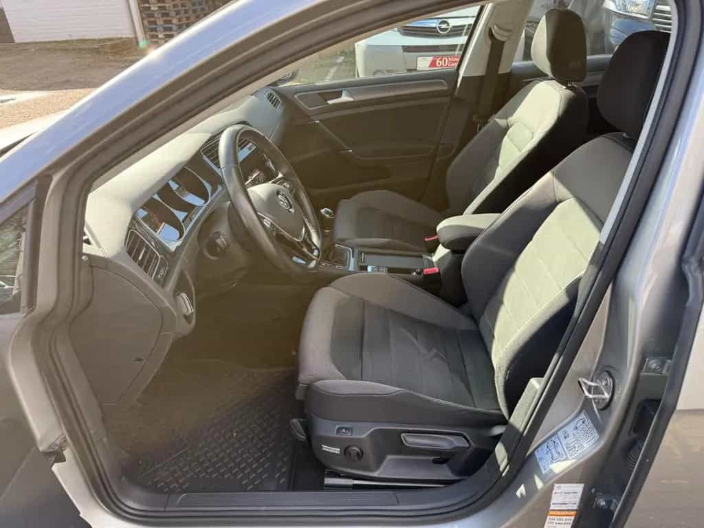 Volkswagen Golf VII Variant 1.5 TSI ACC SHZ LED 04/2019-photo-31
