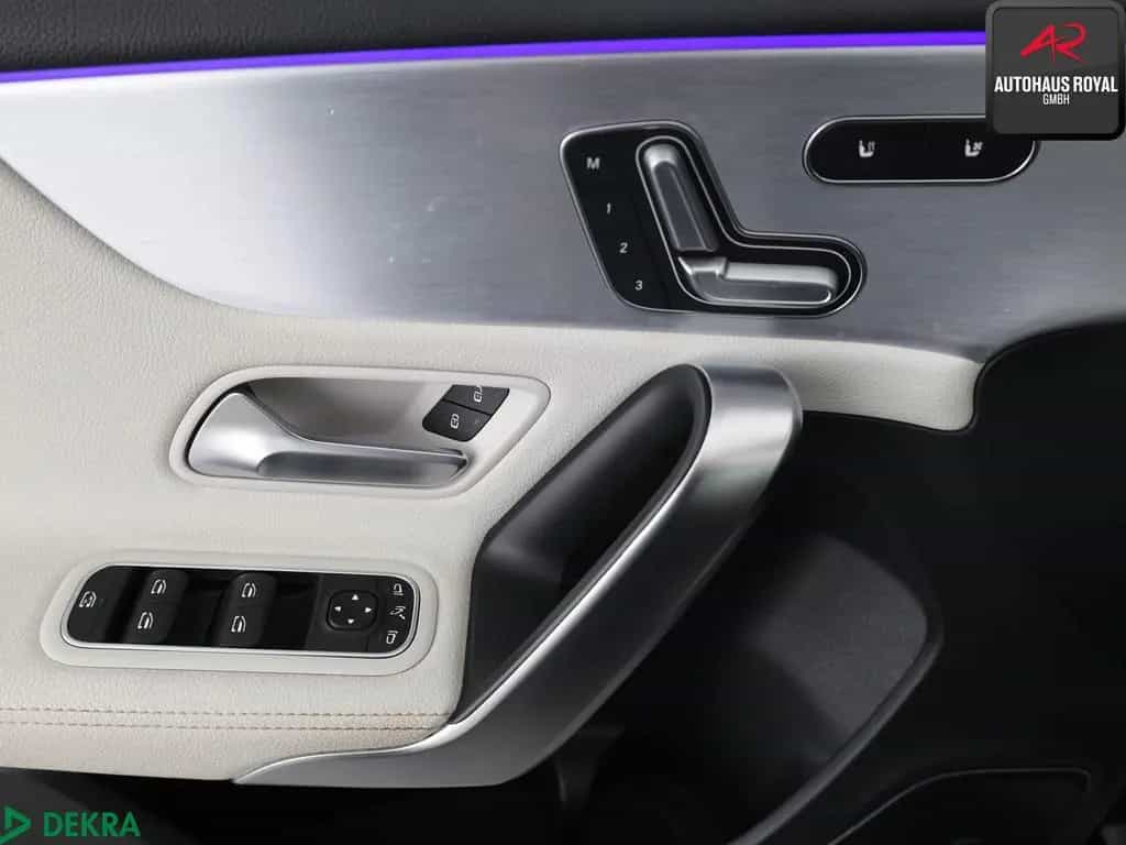 Mercedes-Benz A 35 AMG 4M BURMESTER,SITZKLIMA,KEYLESS,360GRAD 07/2021-photo-27