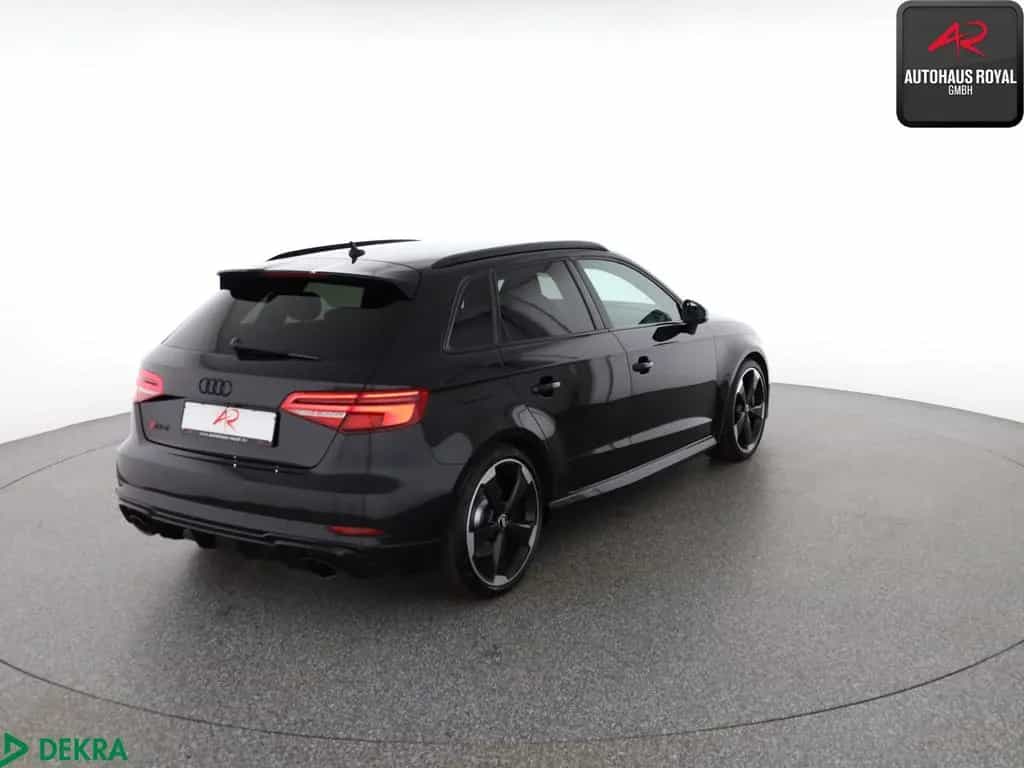 Audi RS3 SB 2.5 TFSI qu S-SITZE,MATRIX,ACC,KAMERA,19Z 02/2020-photo-4