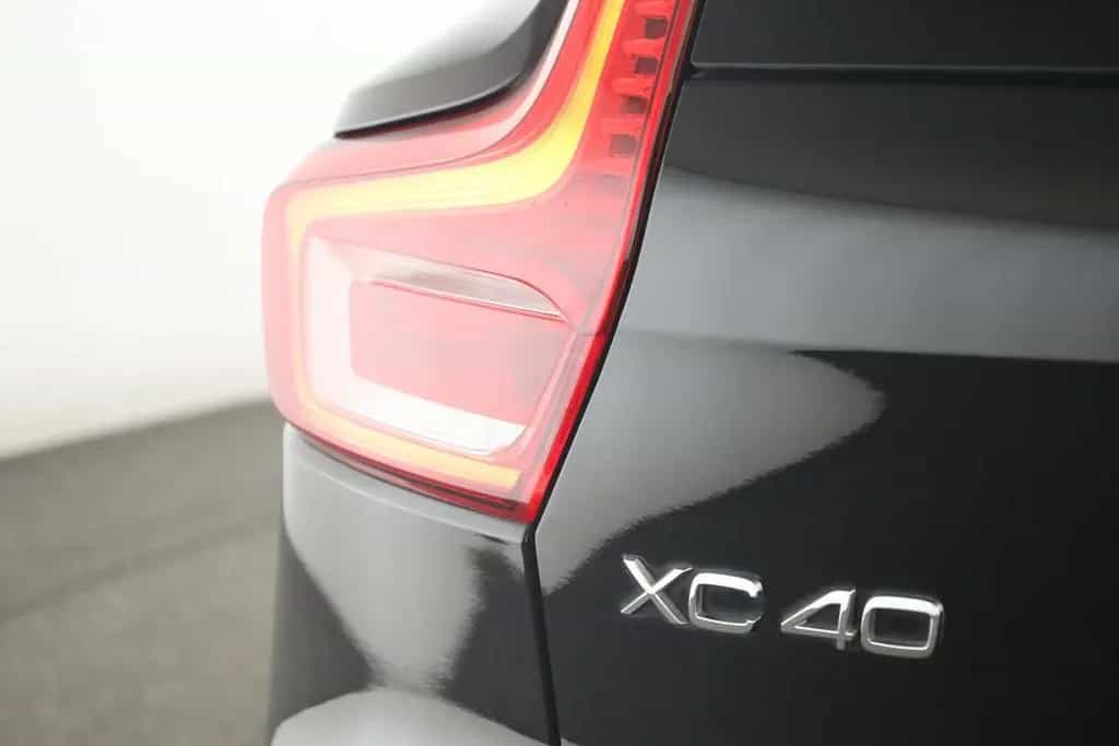 Volvo XC40 B4 Plus Dark LED Digi Navi HaKa ACC Kam 20" 06/2023-photo-13