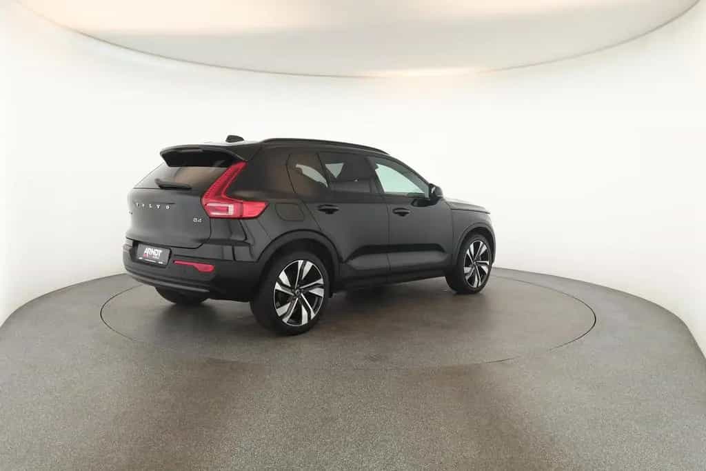 Volvo XC40 B4 Plus Dark LED Digi Navi HaKa ACC Kam 20" 06/2023-photo-26