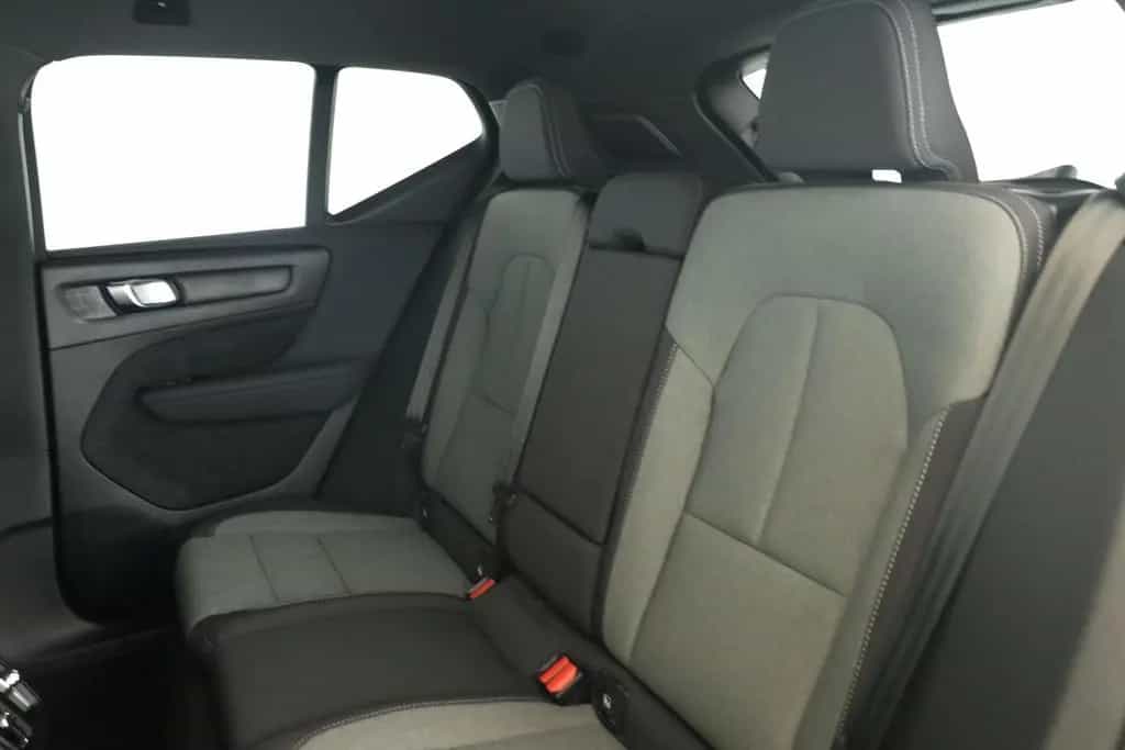 Volvo XC40 B4 Plus Dark LED Digi Navi HaKa ACC Kam 20" 06/2023-photo-7
