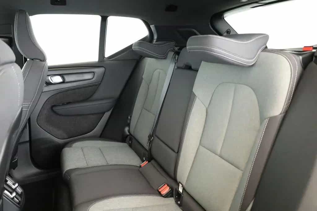 Volvo XC40 B4 Plus Dark LED Digi Navi HaKa ACC Kam 20" 07/2023-photo-14