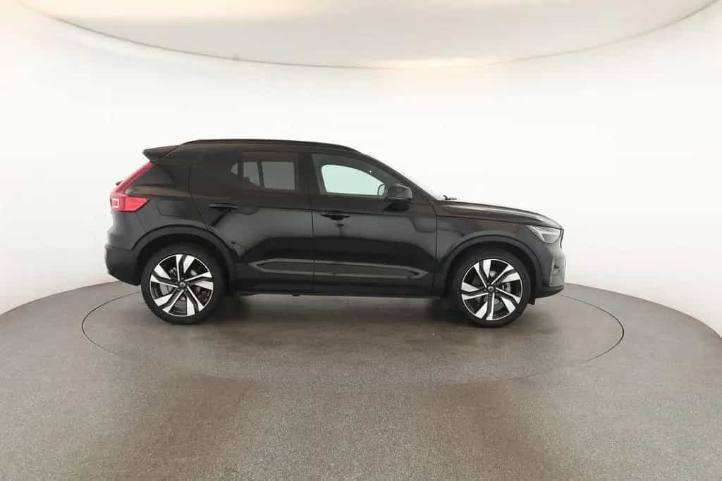 Volvo XC40 B4 Plus Dark LED Digi Navi HaKa ACC Kam 20" 07/2023-photo-29