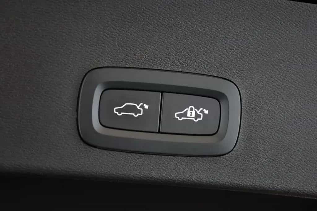 Volvo XC40 B4 Plus Dark LED Digi Navi HaKa ACC Kam 20" 07/2023-photo-9