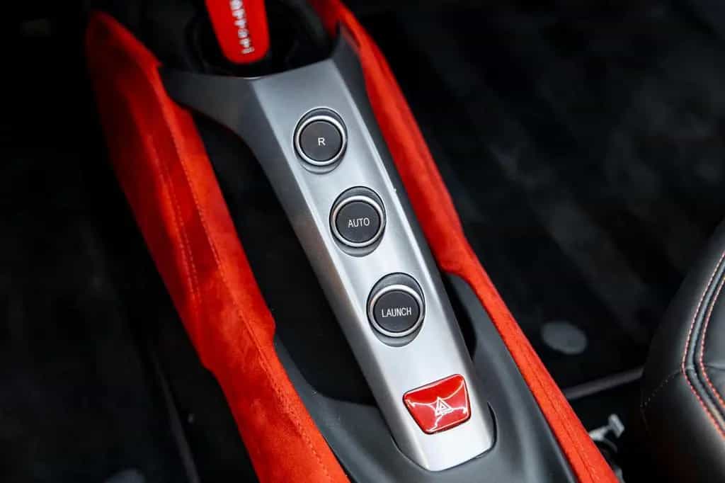 Ferrari 488 Spider NOVITEC*FACELIFT*LIFT*JBL*WARRANTY 01/2019-photo-28