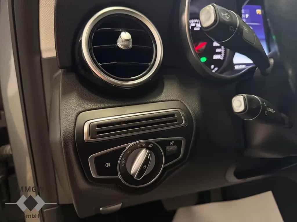 Mercedes-Benz C-Class 180 Avantgarde CGI AHK/Navi/LED/Mehrzonenklima 07/2018-photo-11