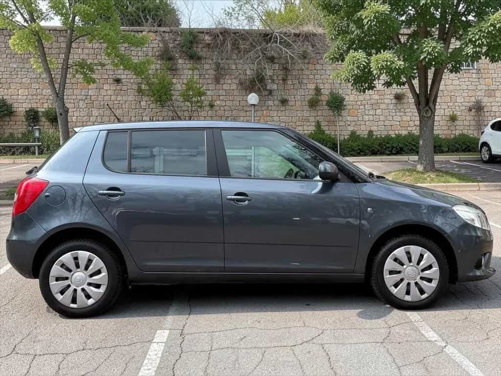 Skoda Fabia Best of Automatik *1.Hand* 01/2015-photo-12