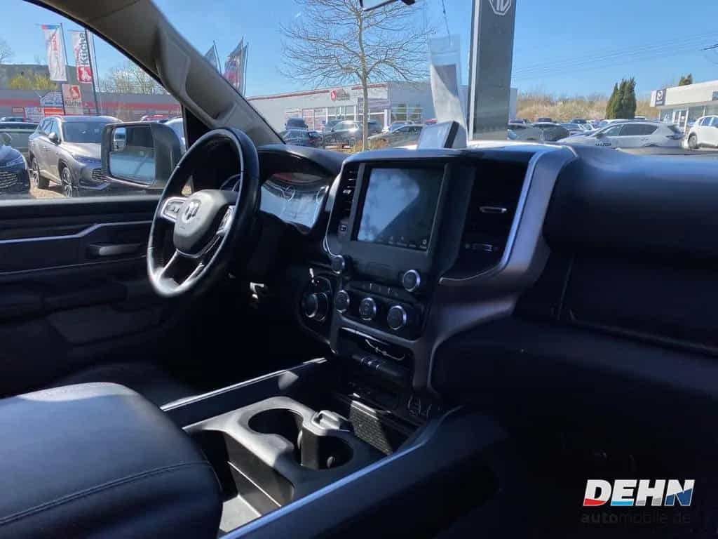 Dodge RAM 1500 4X4 AHK Leder Hardtop SHZ Prinz Gas 07/2020-photo-12