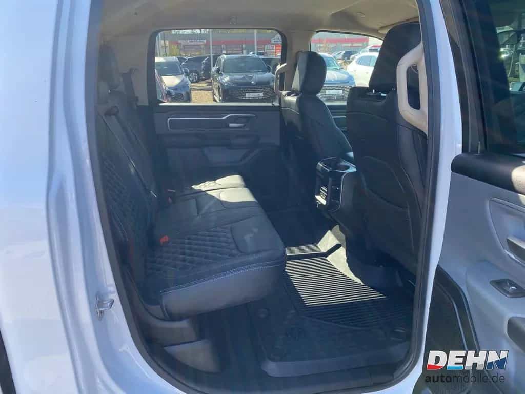 Dodge RAM 1500 4X4 AHK Leder Hardtop SHZ Prinz Gas 07/2020-photo-8