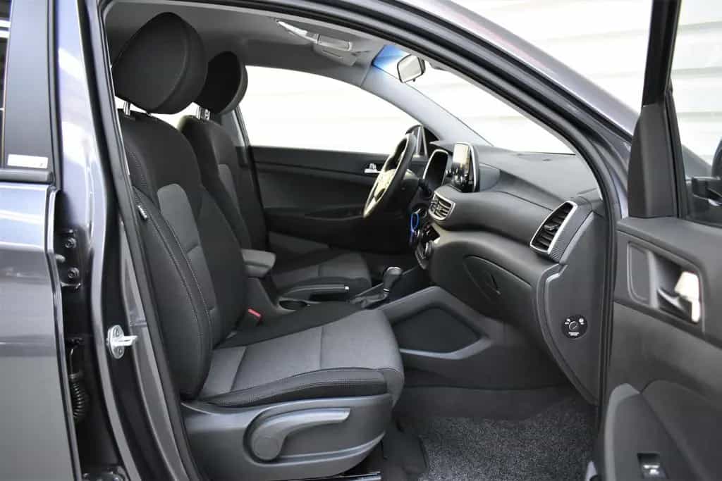 Hyundai TUCSON 1.6 Advantage Automatik+LED+SHZ+LHZ+Tempo 12/2019-photo-10