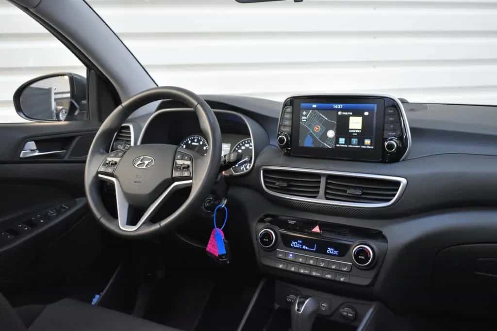 Hyundai TUCSON 1.6 Advantage Automatik+LED+SHZ+LHZ+Tempo 12/2019-photo-14