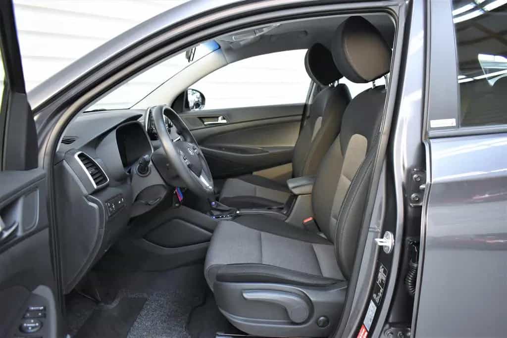 Hyundai TUCSON 1.6 Advantage Automatik+LED+SHZ+LHZ+Tempo 12/2019-photo-8