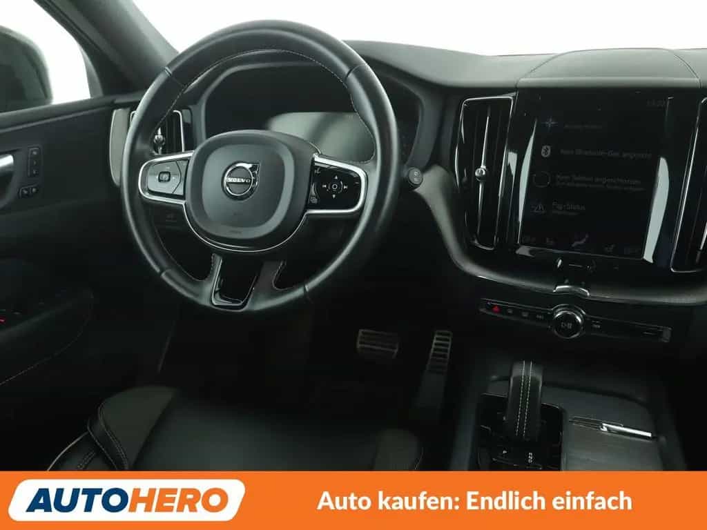 Volvo XC60 2.0 B4 R Design 2WD Aut.*NAVI*LED*TEMPO*CAM 06/2021-photo-12