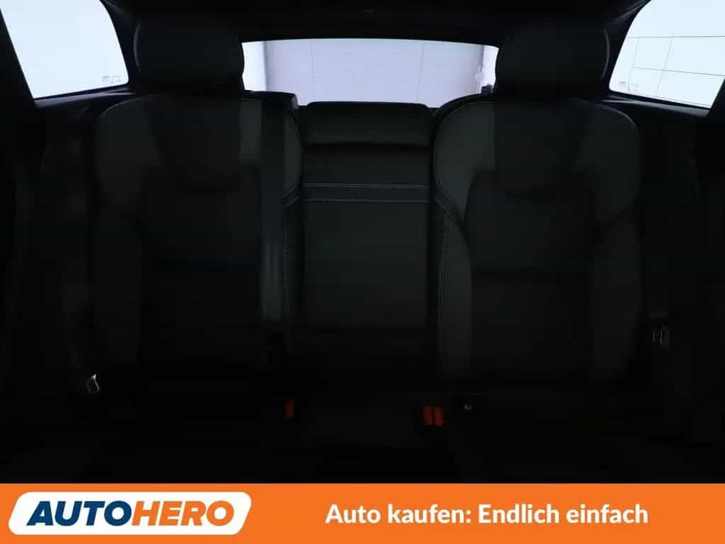 Volvo XC60 2.0 B4 R Design 2WD Aut.*NAVI*LED*TEMPO*CAM 06/2021-photo-15