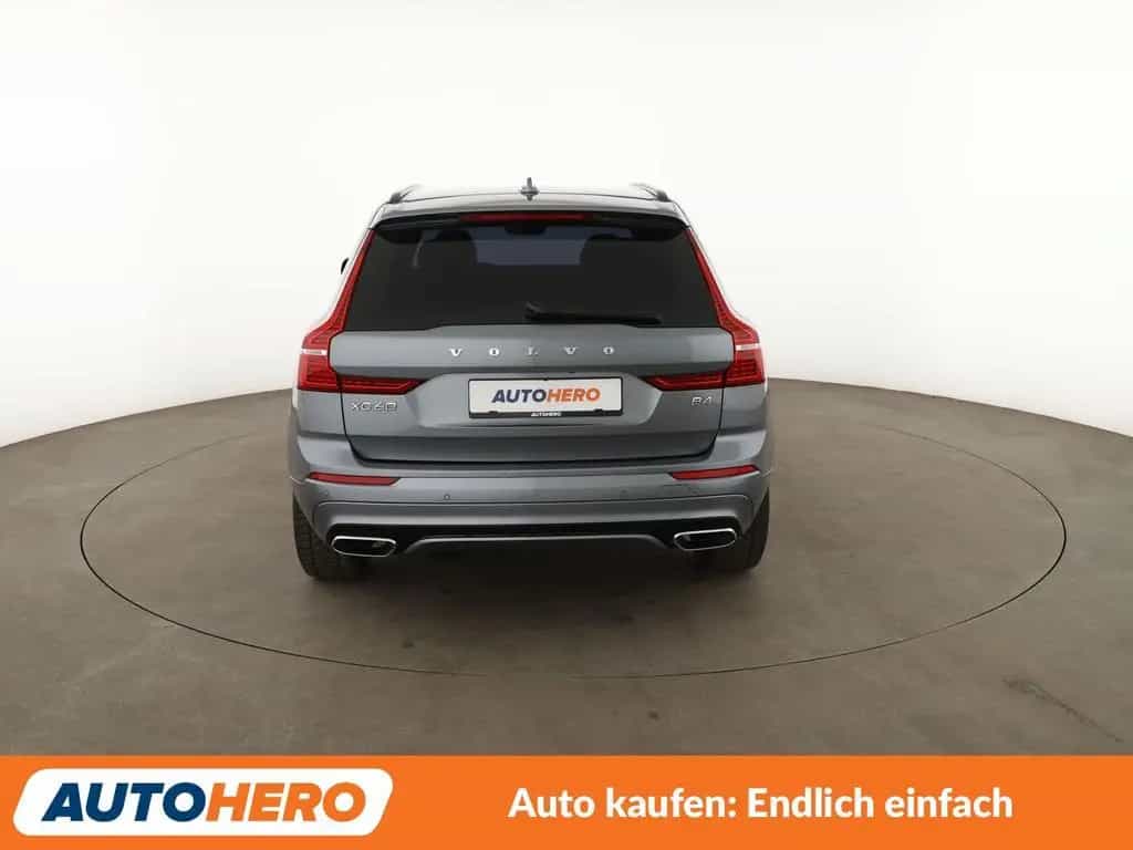 Volvo XC60 2.0 B4 R Design 2WD Aut.*NAVI*LED*TEMPO*CAM 06/2021-photo-4
