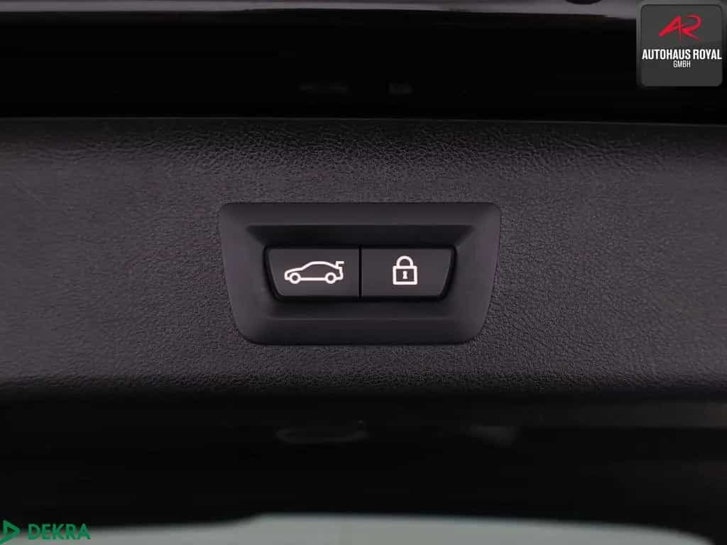 BMW 520 d T M SPORT PANO,HEADUP,AHK,KEYLESS,CARPLAY 01/2020-photo-26