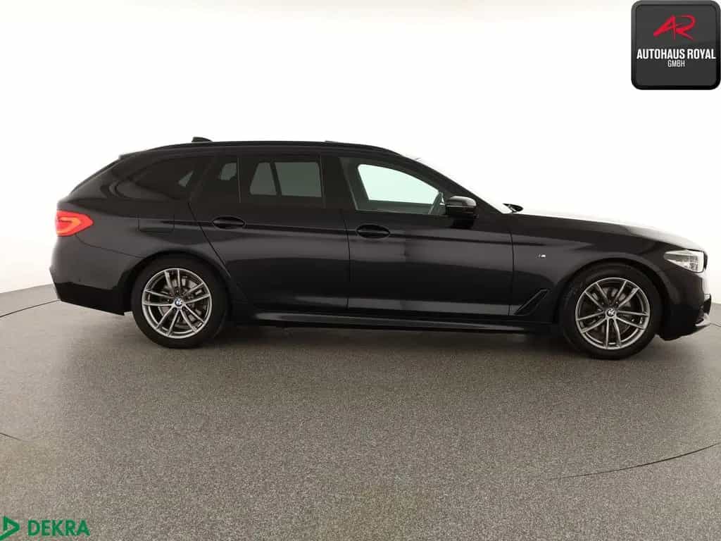 BMW 520 d T M SPORT PANO,HEADUP,AHK,KEYLESS,CARPLAY 01/2020-photo-5