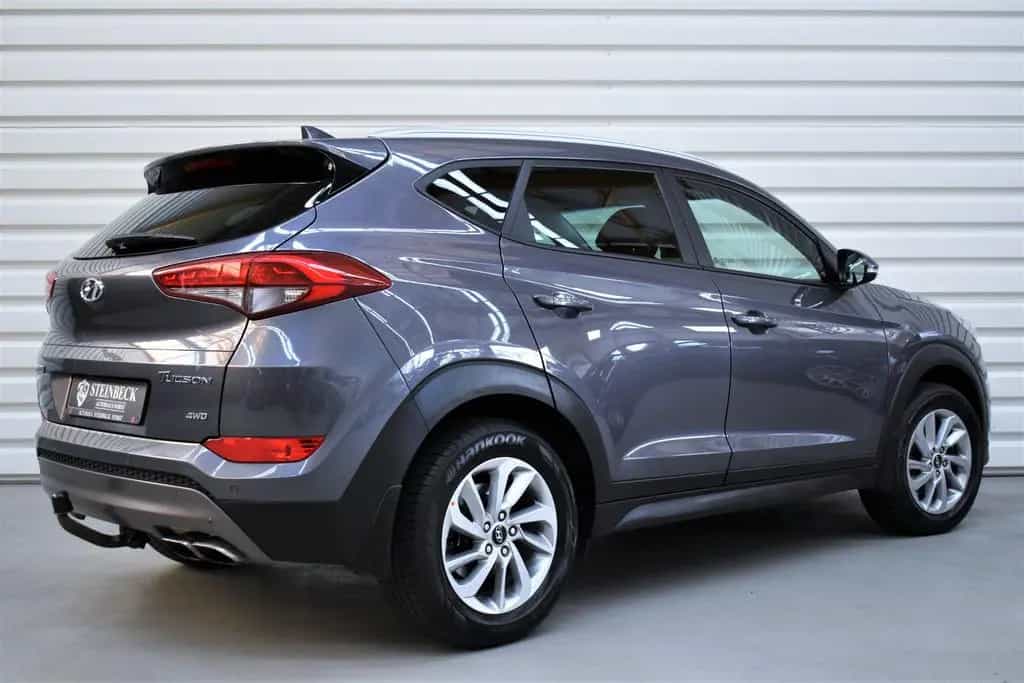 Hyundai TUCSON 1.6 Intro Edition 4WD+1.Hand+Nur.36.600km 12/2015-photo-3