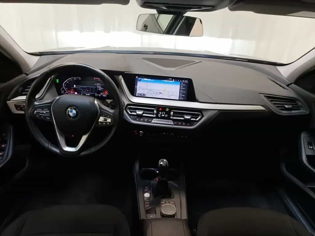 BMW 1 Series - 118i Advantage Navi|Sitz&Lenkrhzg.|LED| 02/2022-photo-8