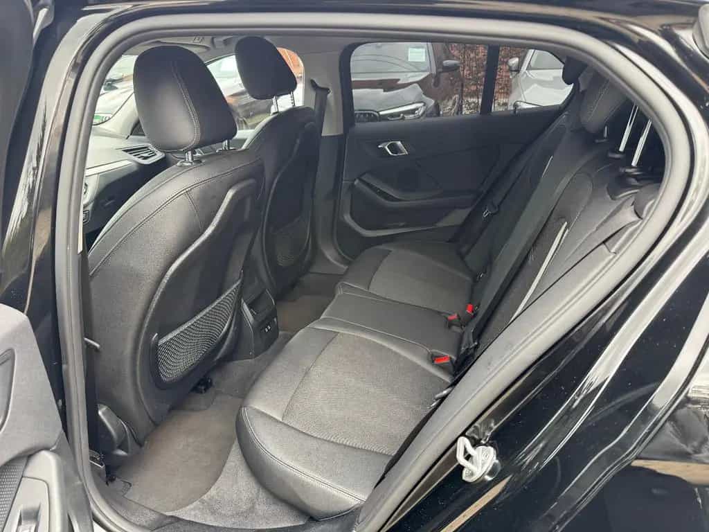 BMW 1 Series 118i Limousine  Advantage*Head Up*Lichtpaket*SHZ 12/2019-photo-17