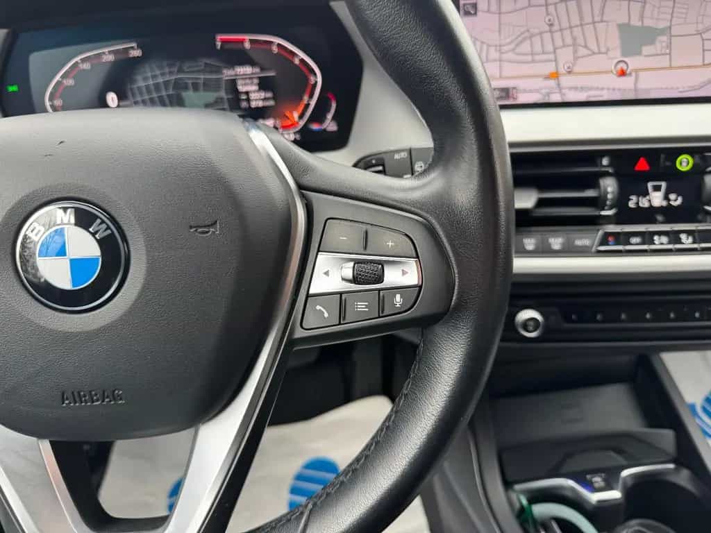 BMW 1 Series 118i Limousine  Advantage*Head Up*Lichtpaket*SHZ 12/2019-photo-22