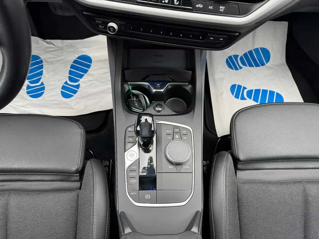BMW 1 Series 118i Limousine  Advantage*Head Up*Lichtpaket*SHZ 12/2019-photo-25