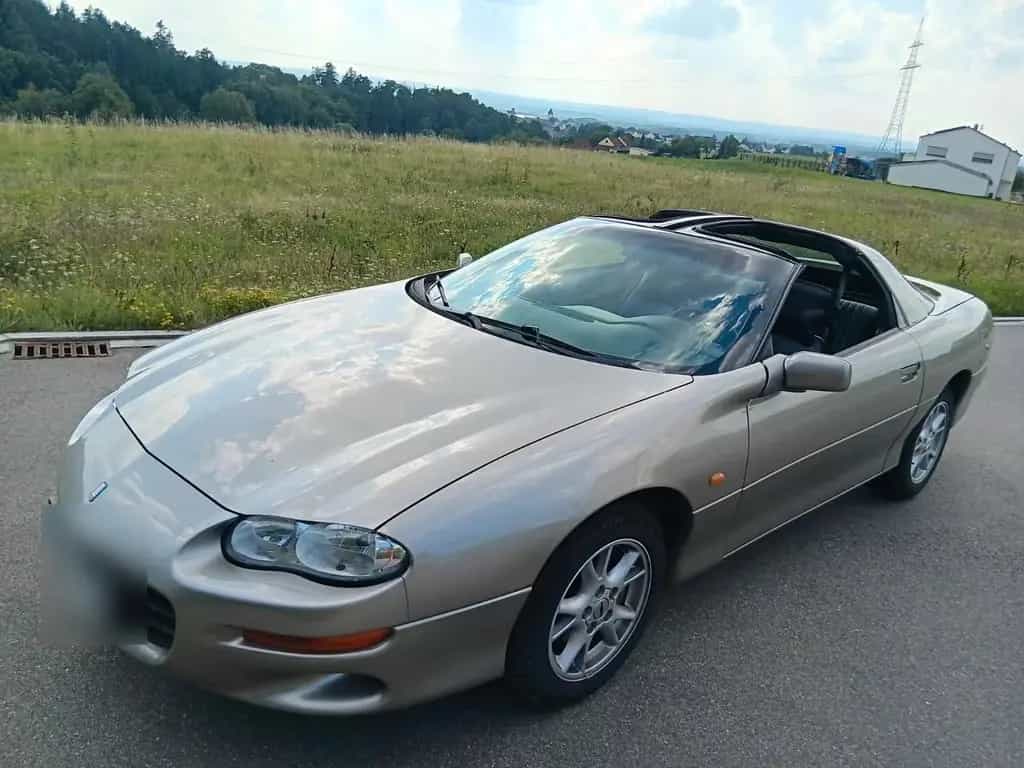 Chevrolet Camaro mit Gutachten 12/2000-photo-0