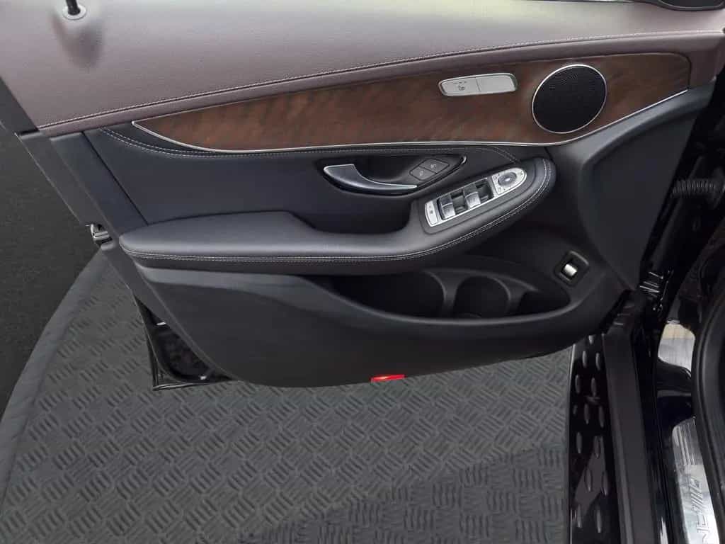 Mercedes-Benz GLC 43 AMG 4MaticI Black I Leder I CamIGarantie 07/2018-photo-30