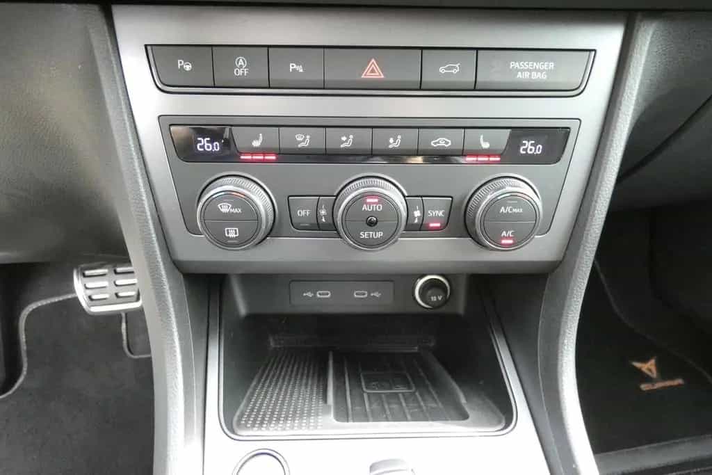 Cupra Ateca 2.0  #4Drive #AHK #NAVI #DAB+ #KAM #PDC 08/2025-photo-19