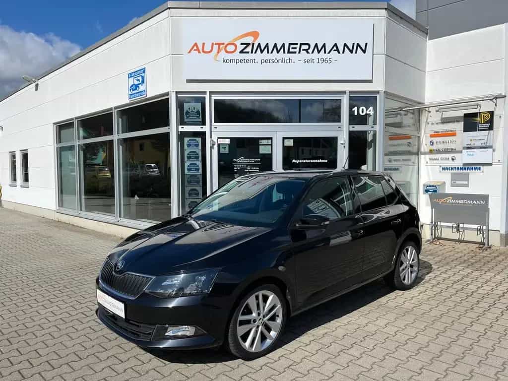 Skoda Fabia DSG RF-Kamera Sitzheizg Parkpilot Navi 10/2016-photo-0