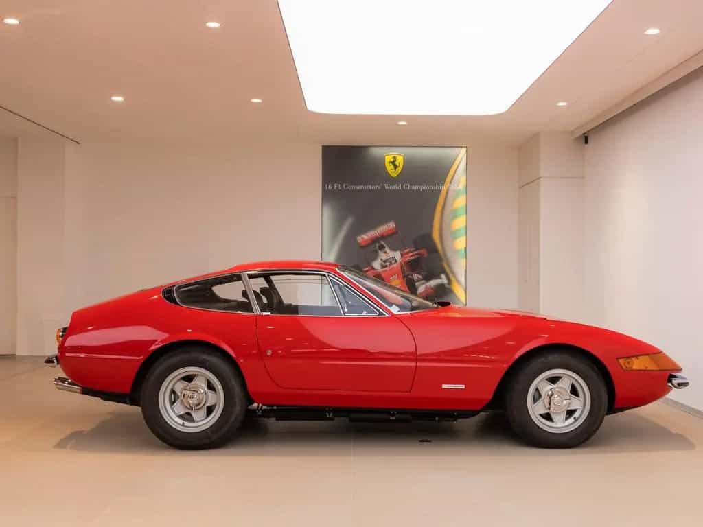 Ferrari 365 Daytona 10/1972-photo-10