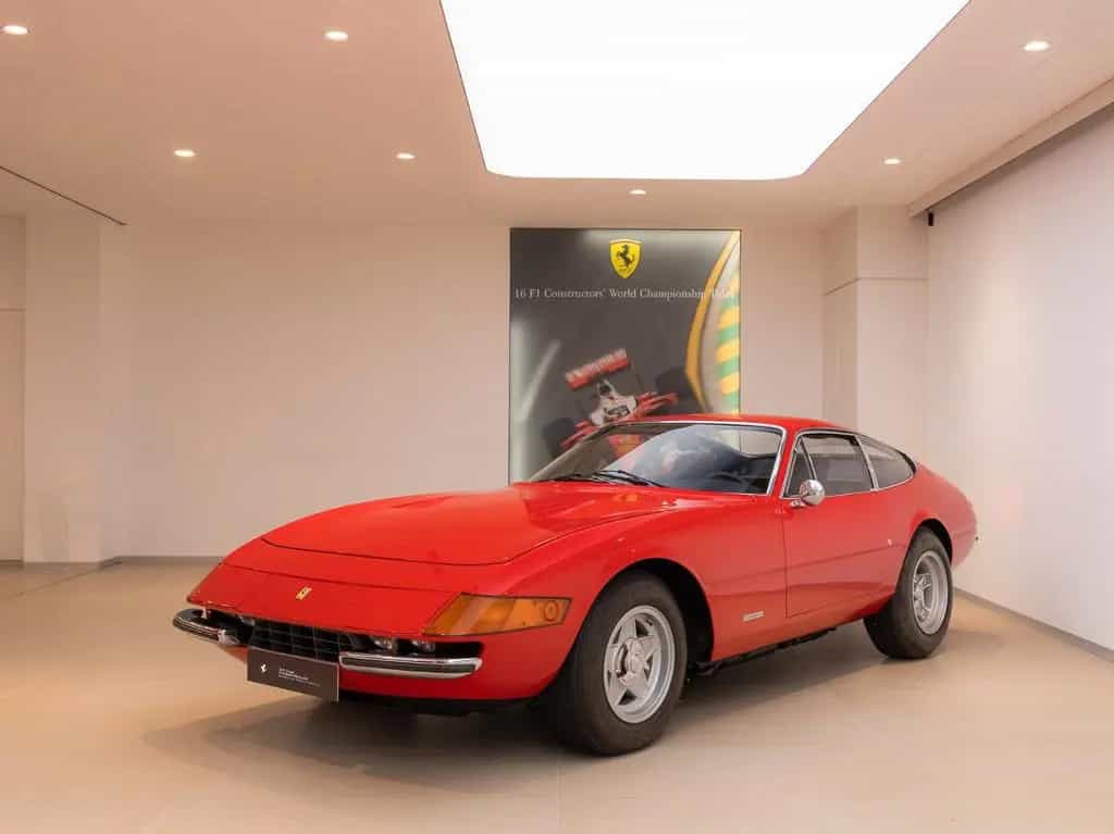 Ferrari 365 Daytona 10/1972-photo-5