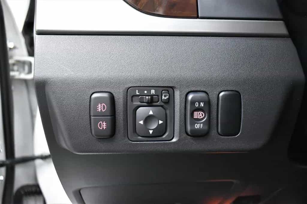 Mitsubishi Pajero 3.2 DI-D Top Autom.+Schiebedach+AHK+Xenon 12/2017-photo-23