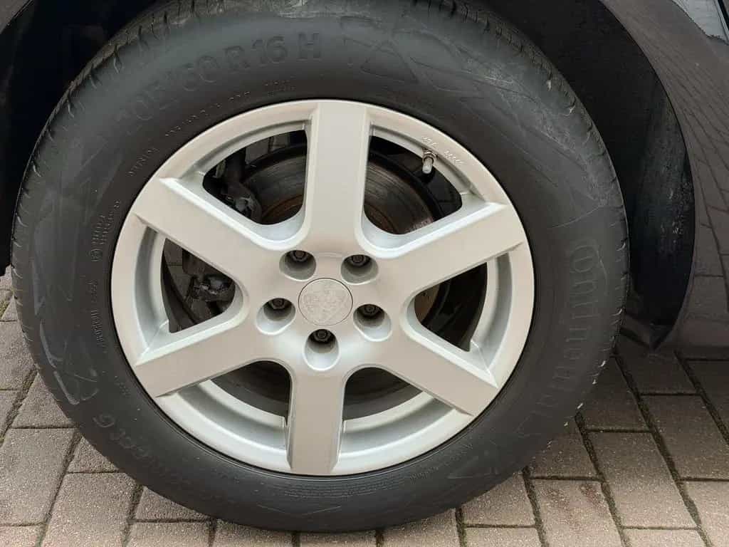 Opel Astra J 5-trg. Selection *Tüv Neu* 06/2015-photo-42