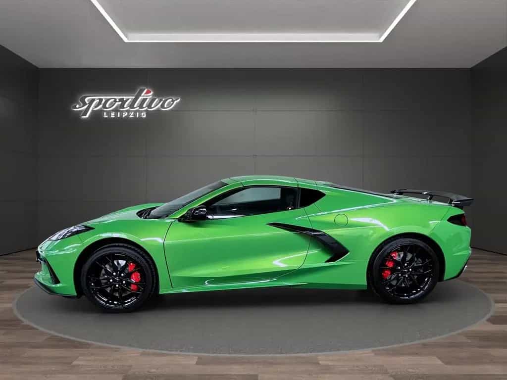 Corvette C8 Stingray Convertible 3 LT Modelljahr 2026 null-photo-3