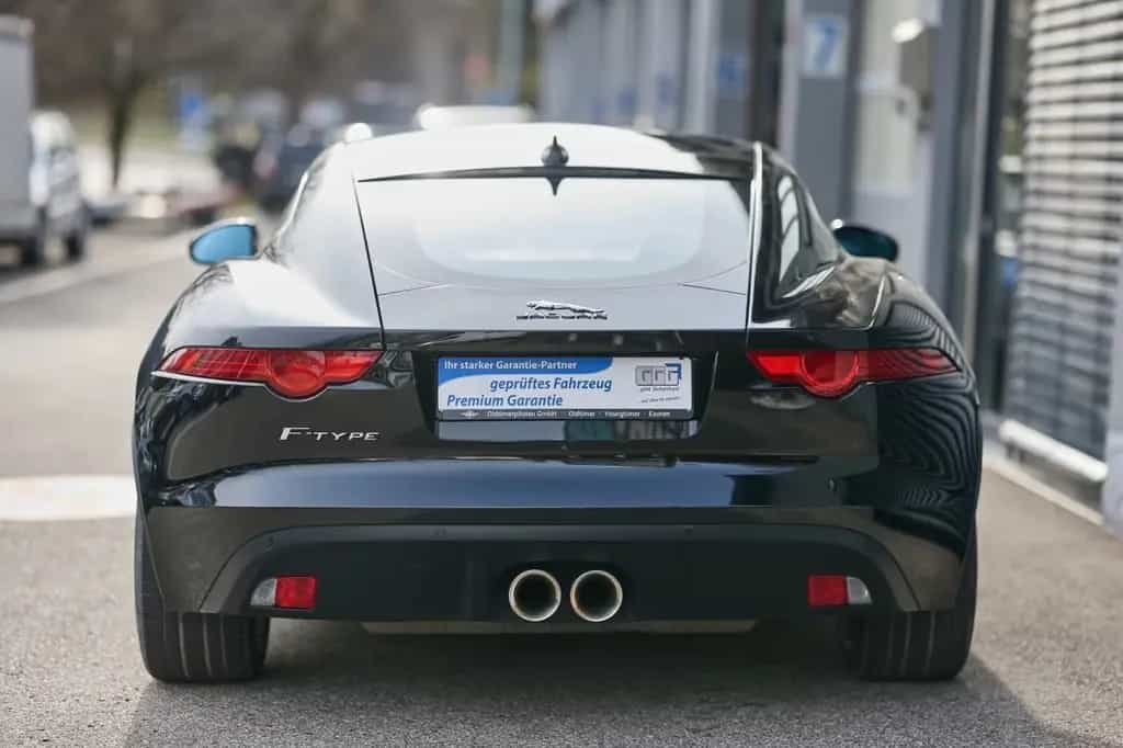 Jaguar F-Type F-TYPE Coupe Basis 02/2015-photo-1